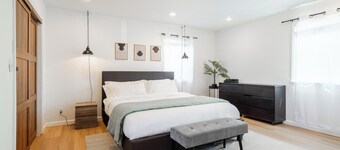 Cozy Designer 3BR 7-mins to Oakland Airport