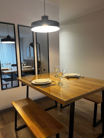 Comfort Apartment | Dining