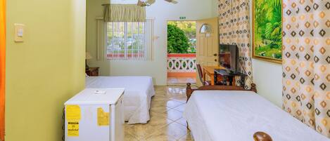 1 bedroom, desk, iron/ironing board, free WiFi