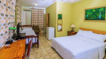 1 bedroom, desk, iron/ironing board, free WiFi