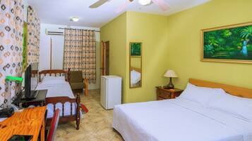 1 bedroom, desk, iron/ironing board, free WiFi