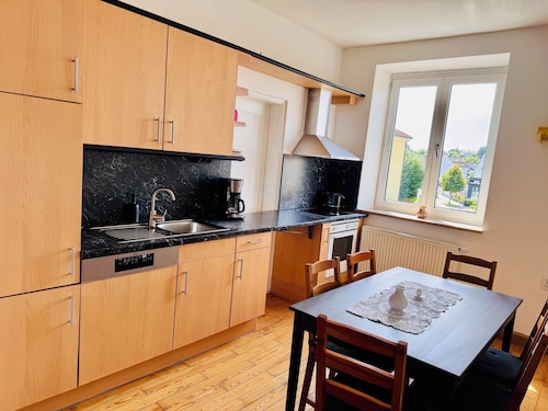 Grandma's hop parlor