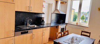 Grandma's hop parlor