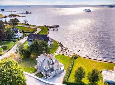 Steps to Waterfront Golf! Private Backyard Beach w/Loungers & Umbrellas