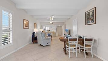 Condo, 1 Queen Bed with Sofa bed, Patio, Pool View (Ocean Club North C104) | Interior