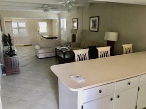 Condo, 1 Queen Bed with Sofa bed, Patio, Pool View (Ocean Club North C104) | Interior