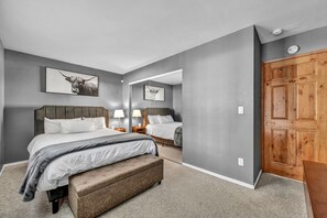 3 bedrooms, desk, iron/ironing board, travel crib