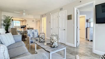 Condo, Multiple Beds, Balcony, Ocean View (Oceania Beach Club 408) | Living area