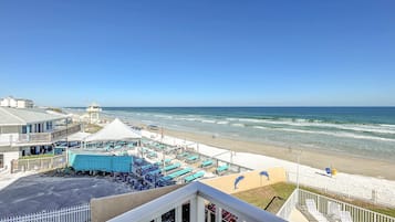 Leilighet, flere senger, balkong, strandutsikt (Oceania Beach Club 306)