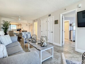 Condo, Multiple Beds, Balcony, Ocean View (Oceania Beach Club 408) | Living area