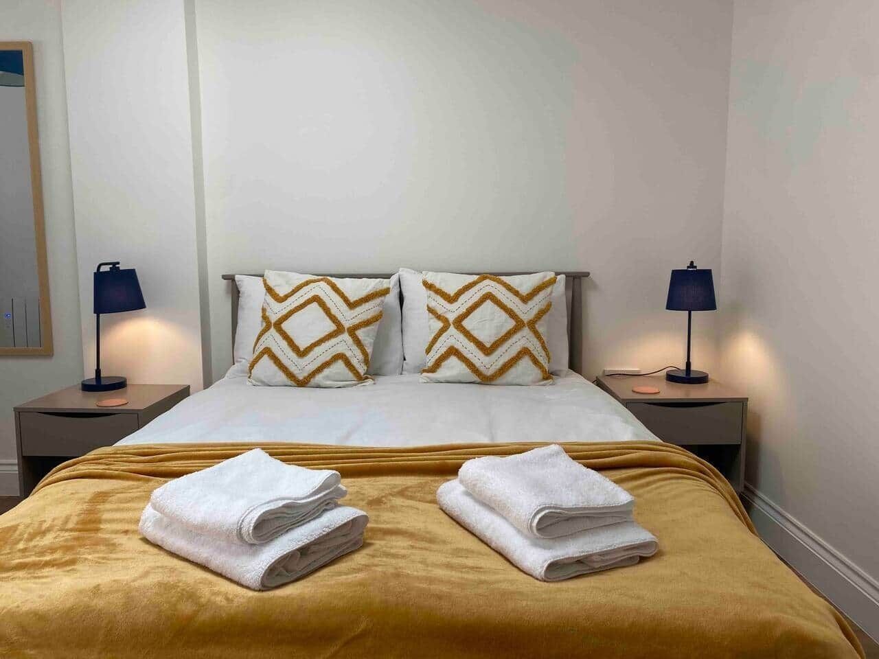 1 chambre, fer et planche à repasser, Wi-Fi, draps fournis