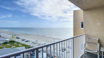 Leilighet, flere senger, balkong, havutsikt (Oceania Beach Club 807)