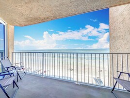 Condo, Multiple Beds, Balcony, Ocean View (Oceania Beach Club 703) | Property grounds