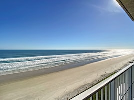 Condo, várias camas, sacada, vista para o oceano (Oceania Beach Club 706) | Praia | Perto da praia
