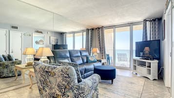 Apartment, Mehrere Betten, Balkon, Meerblick (Oceania Beach Club 805)
