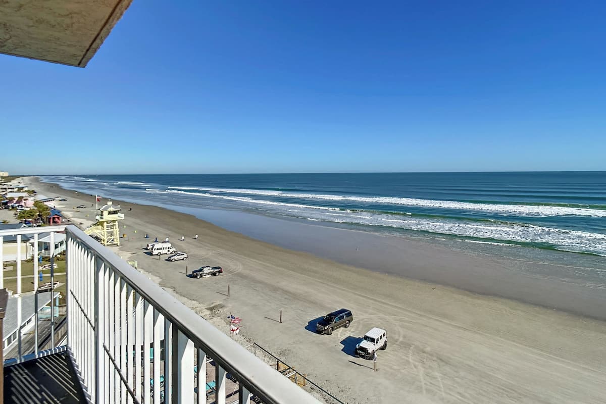 Appart'hôtel, plusieurs lits, balcon, vue océan (Oceania Beach Club 706) | Plage | Plage à proximité