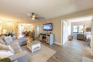 Condo, Multiple Beds, Patio, Pool View (Sea Woods Condo 169) | Living area | 42-inch flat-screen TV with digital channels