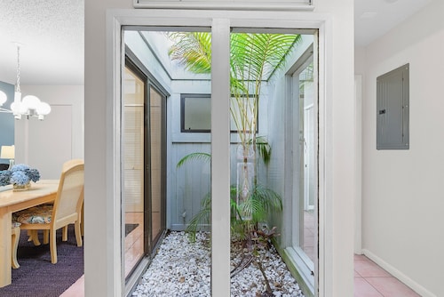 Sea Woods Villa 4263