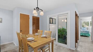 Villa, Multiple Beds, Patio, Pool View (Sea Woods Villa 4350) | Dining