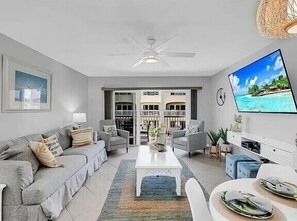Condo, Multiple Beds, Balcony, Pool View (Win-San C209) | Living area