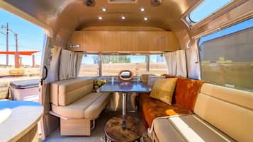 Deluxe Twin Room, Patio | Living area