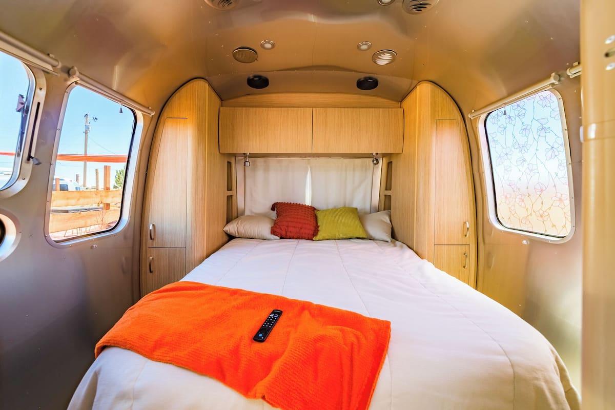 Habitación Deluxe doble, bañera de hidromasaje, vistas al desierto | Wifi gratis y ropa de cama