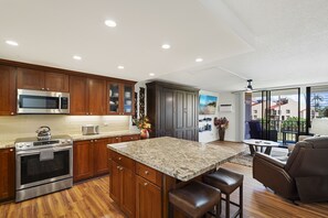 Fridge, microwave, oven, stovetop - Kamaole Sands 7-308 - Fully Renovated in 2025, Whisper-Quiet AC, Premium Comfort (Kihei)