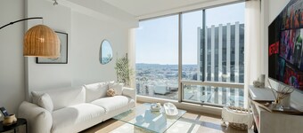 Stunning 1-Bedroom Apartment with Premium Amenities & Breathtaking Views