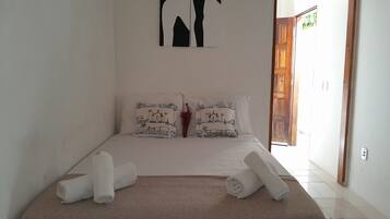 2 habitaciones, tabla de planchar con plancha y acceso a internet