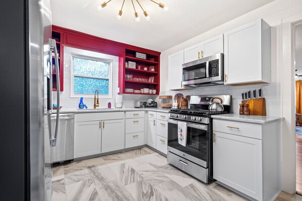 Microwave, oven, stovetop, dishwasher