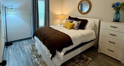 High Plains Haven beautiful 2 bed/2bath fully furnished unit