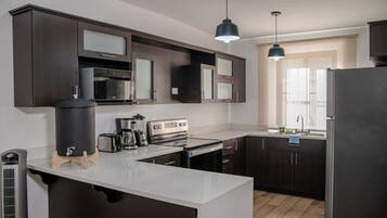 Microwave, oven, coffee/tea maker, toaster