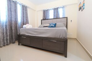 Apartment, 2 Bedrooms, Private Bathroom, City View