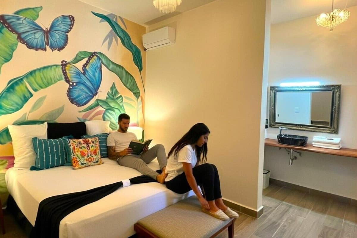 Deluxe Double or Twin Room, 1 Queen Bed, Private Bathroom, Garden View