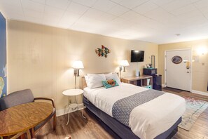 4 habitaciones, acceso a internet y ropa de cama