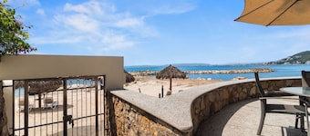 Beachfront condo, oasis of tranquility