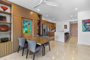 Dining - Magnificent condo with ocean view (Puerto Vallarta)
