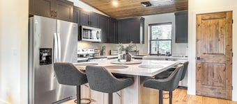 Brand New Modern Mountain Loft in Show Low