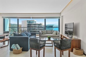 TV - Unforgettable Holidays by the Ocean (Cruz de Huanacaxtle)