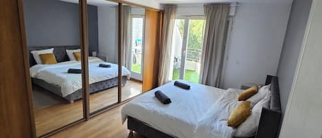 3 bedrooms, iron/ironing board, travel cot, free WiFi