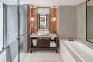 Free toiletries, hair dryer, bathrobes, bidet