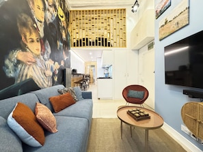 Smart TV, stereo