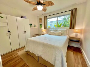 2 bedrooms, iron/ironing board, WiFi, bed sheets