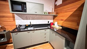 Deluxe Double Room, Patio | Free WiFi