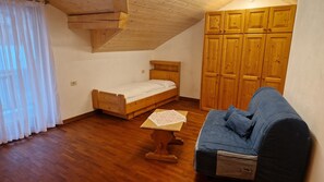 3 Schlafzimmer, Bügeleisen/Bügelbrett, WLAN, Bettwäsche