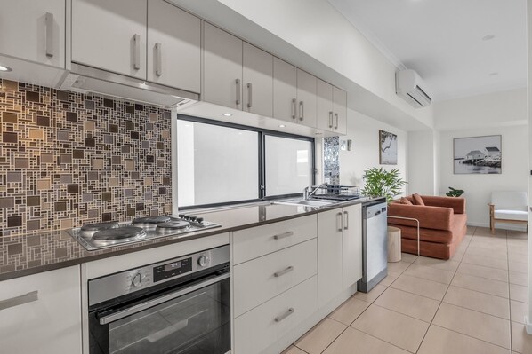 Fridge, microwave, toaster