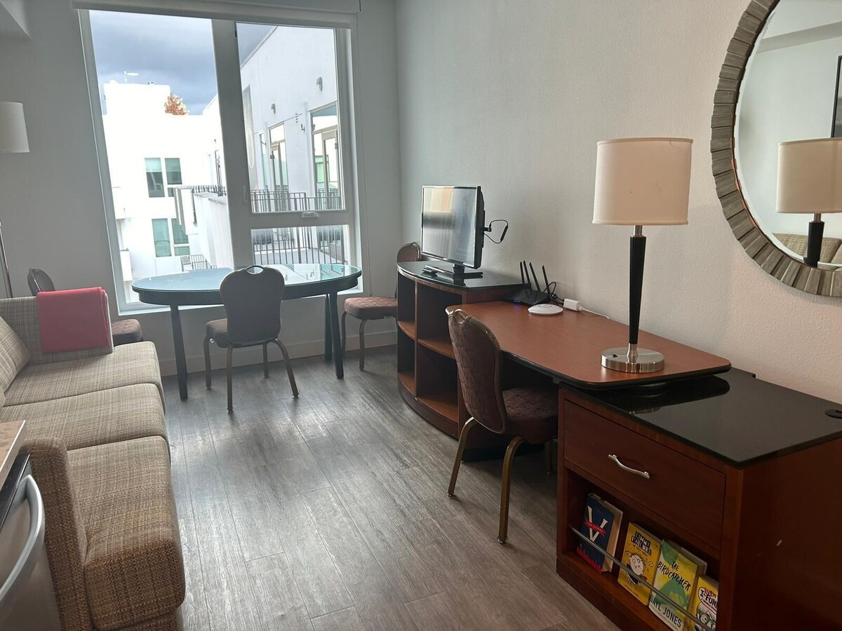 Stylish 2BR Boutique Apartment Prime Location with AC, Gym & WiFi