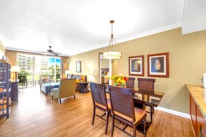 Condo (5 Bedrooms) | Dining - Honua Kai Hokulani 229/42/38 Free CAR KBM (Kaanapali)