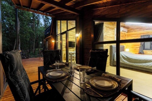 Lion's Forest 4 Bedroom [2 x 2bedroom Villa]