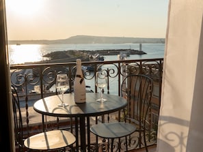 Deluxe Double Room, Sea View | Terrace/patio